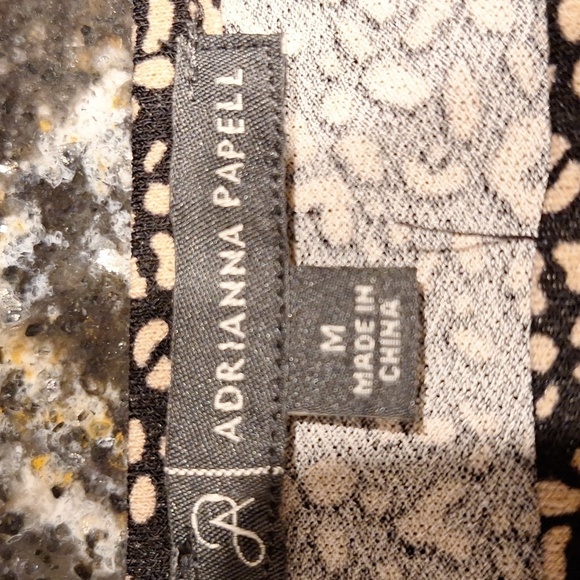 Womens  Adrianna Papell stretch 3/4 sleeve regular size top M - Picture 3 of 4